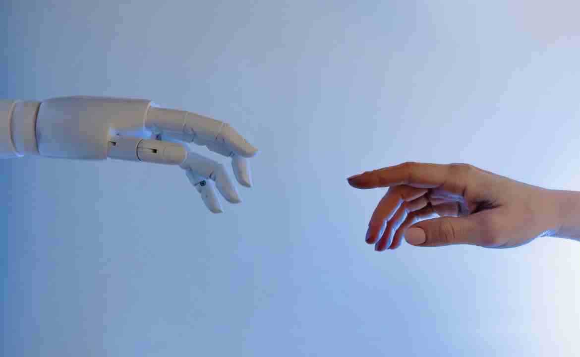 How to Build an "Update-Proof" AI News Portal and Technology Blog for Droven.io